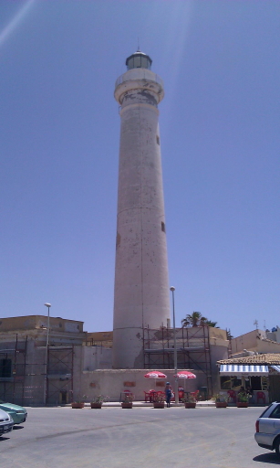 image of lighthouse